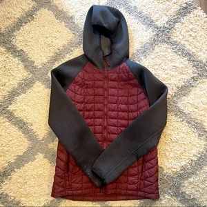 The North Face Thermoball Hoodie. Mens Medium.
